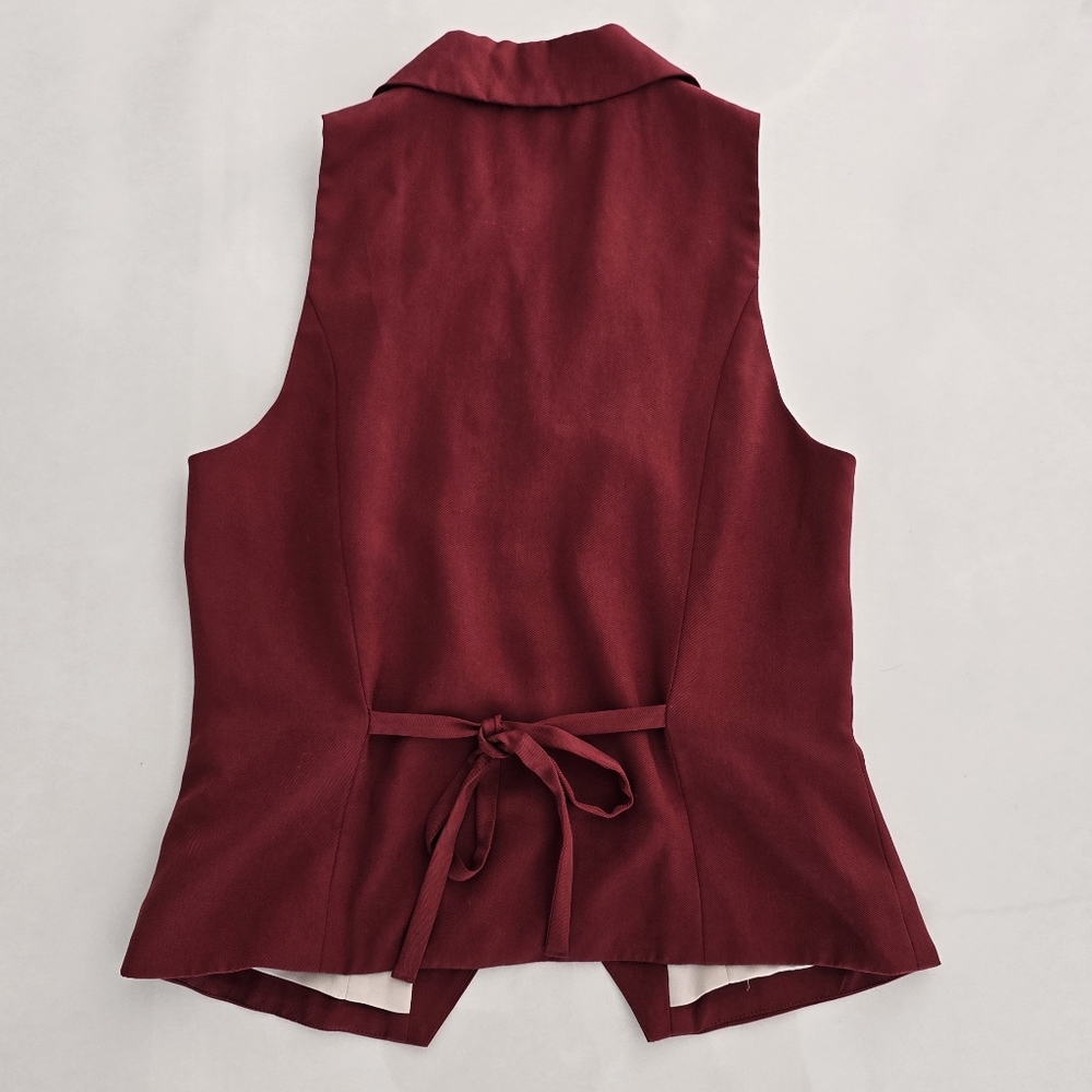 Women's Burgundy Sleeveless Blazer - Picture 4 of 8